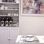 The Art אורחן
